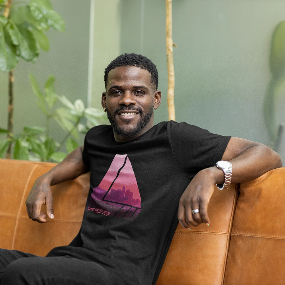 Los Angeles city black tshirt for men color magenta fucsia Los Angeles city black tshirt for men color magenta fucsia